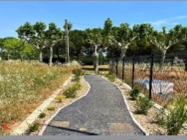 Terrain 630 m²