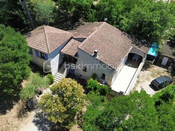 Maison de 151 m² avec fort potentiel d'aménagement