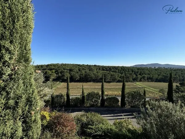 Studio 1 pièce 25 m²