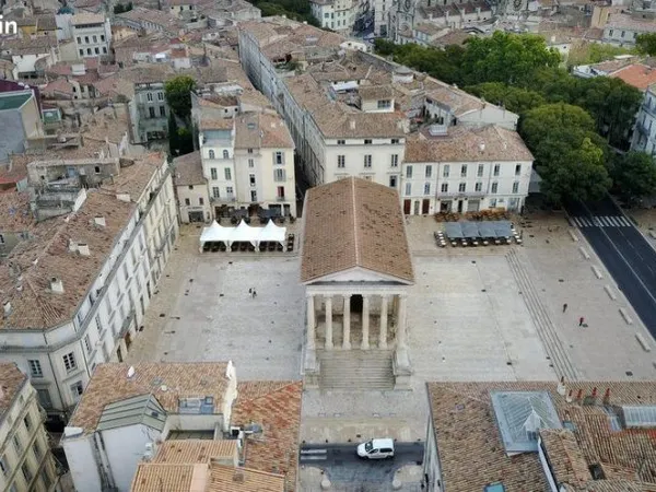 Bar-restaurant à Nîmes centre