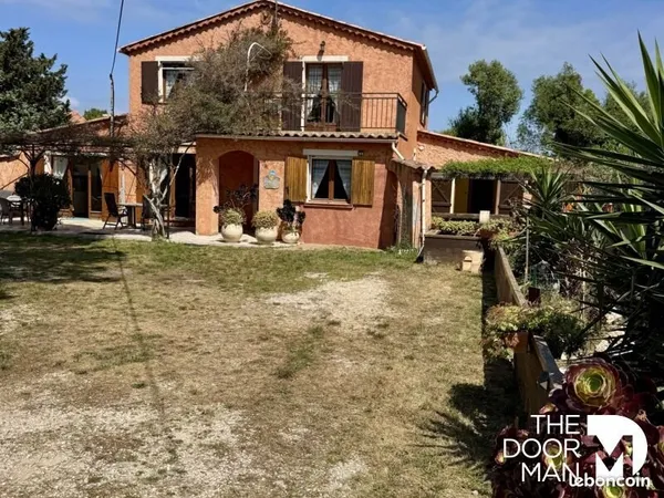 Maison 6 pièces 184 m²