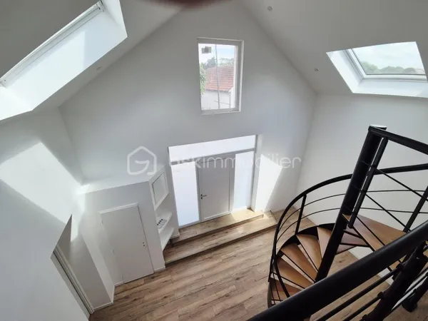 Maison 5 pièces 147 m²