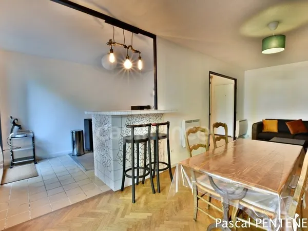 Charmant T2 meublé + jardin privatif 37 m² - lumineux - calme - parking