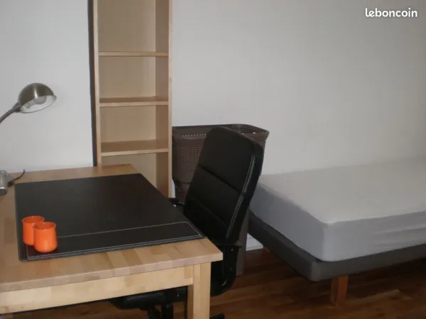 1 chambre meublée à proximité immédiate faculté médecine Lille 2