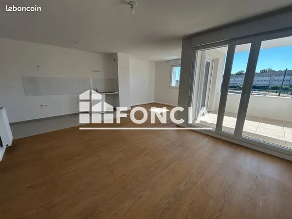 Appartement 3 Pièces 66.33m² à louer 1037 - MELUN 77000