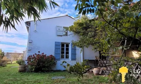 Ensemble immobilier de 164,50 m2 sur un terrain de 719 m2, S