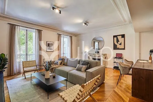 Appartement 4 pièces 153 m²