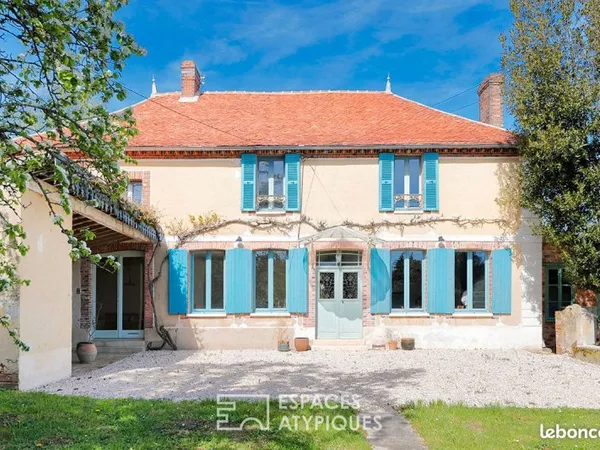 Propriété 7 pièces 219 m²