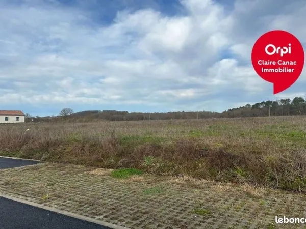 Terrain 665 m² Briatexte