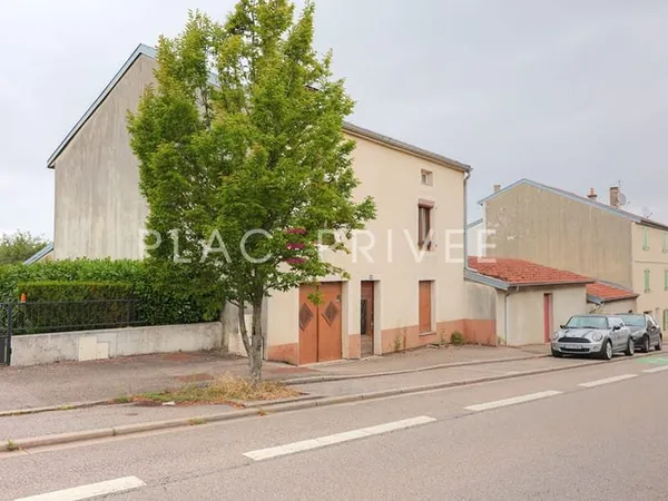 Terrain constructible avec maison