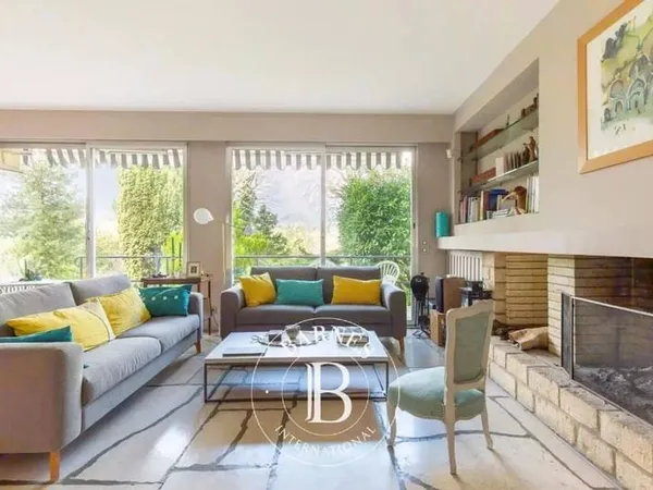 Maison 8 pièces 175 m²