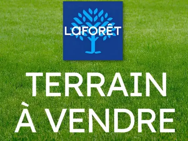 Terrain 2300 m²