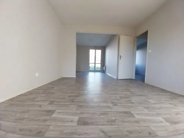 Maison Type 3 avec Jardin et Garage - RIVES DERVOISES