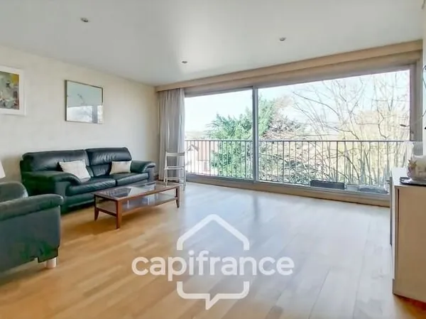 Limeil-Brévannes-A vendre appartement familial-120m2-4 chambres-3ème et dernier étage-Triple exposit