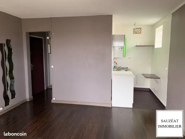 Studio 1 pièce 26 m²