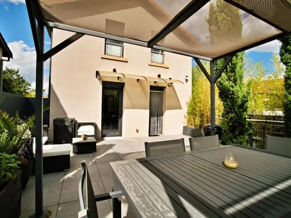 Quincieux - Maison - 3 Chambres