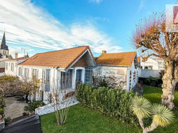 Maison 7 pièces 234 m²