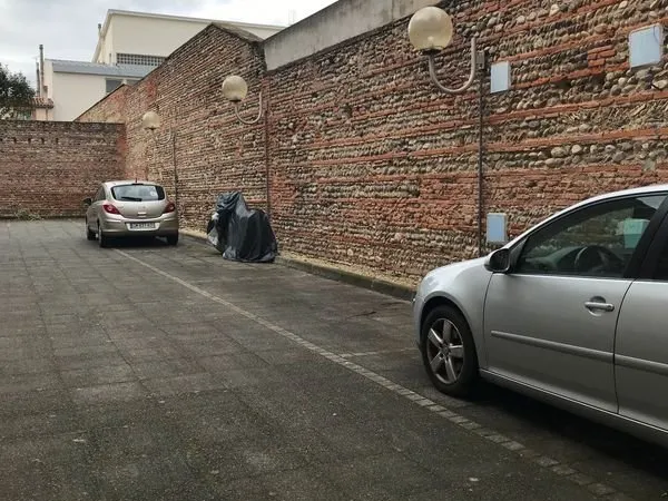 Loue place parking