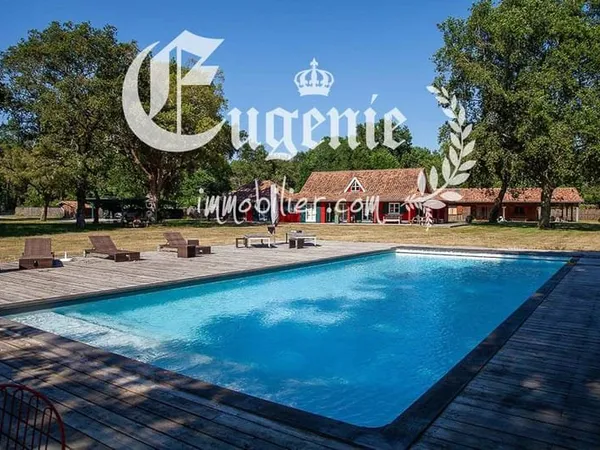 Magnifique Propriété de 2,2Ha et 2 Maisons Parfaitement rénovées+Piscine