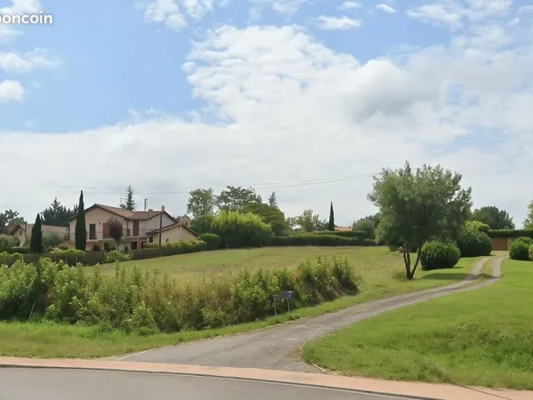 Terrain de 1508 m² - L'Isle Jourdain