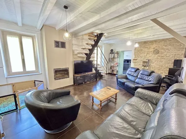 En exclusivité, maison de village 160 m², 3 chambres