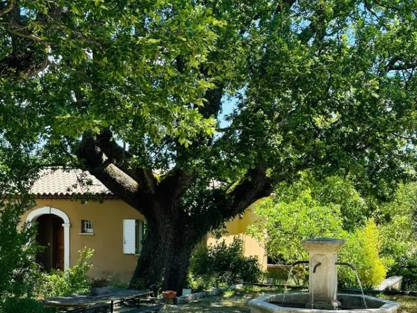 Propriété à fort potentiel locatif  Mane (Alpes-de-Haute-Provence)