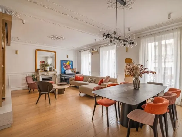 APPARTEMENT - 6 PIÈCES - 75011 - MÉTRO OBERKAMPF