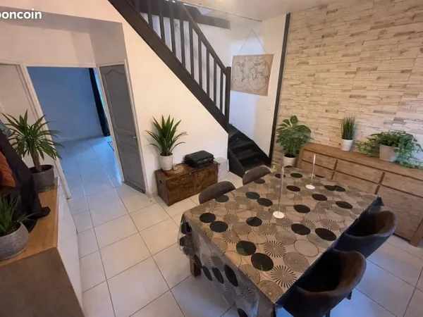 Maison 4 pièces 85 m²