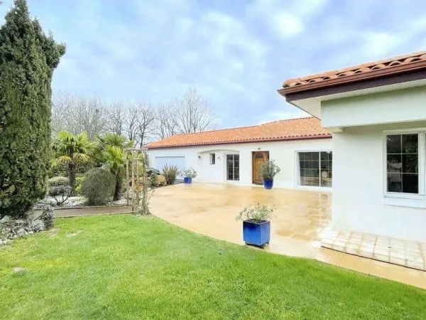 Maison 5 pièces 199 m²