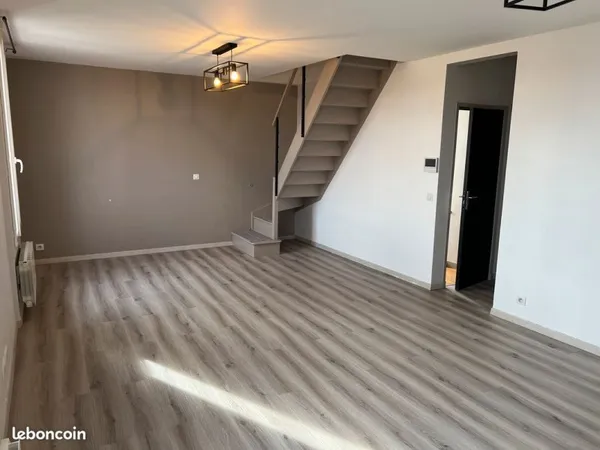 F3 Duplex Saint Maur