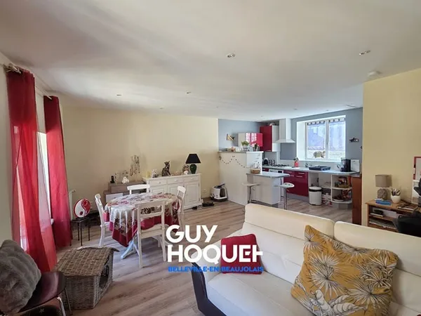 Maison 4 pièces à vendre à Beaujeu -Centre village - Réf 719