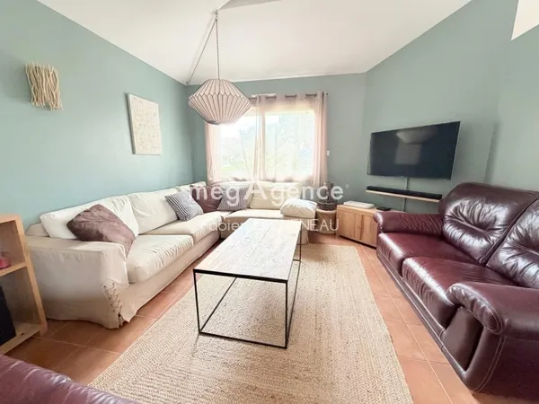 Maison La Tessoualle, 160 m², 7 pièces