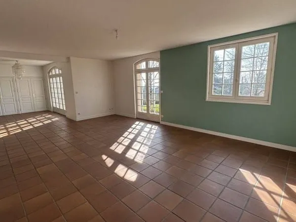 Maison 6 pièces 194 m²