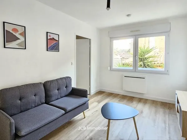 COMPANS CAFFARELLI T2 MEUBLE PARKING