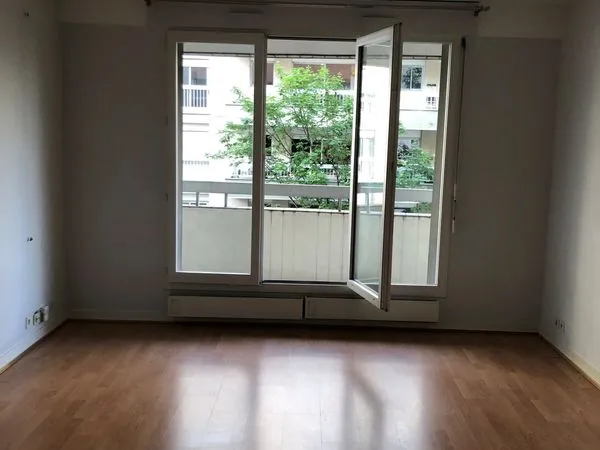 Location bel appartement à Courbevoie