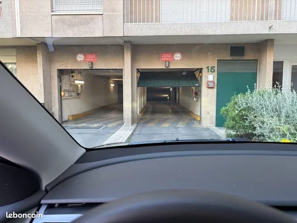 Emplacement de parking