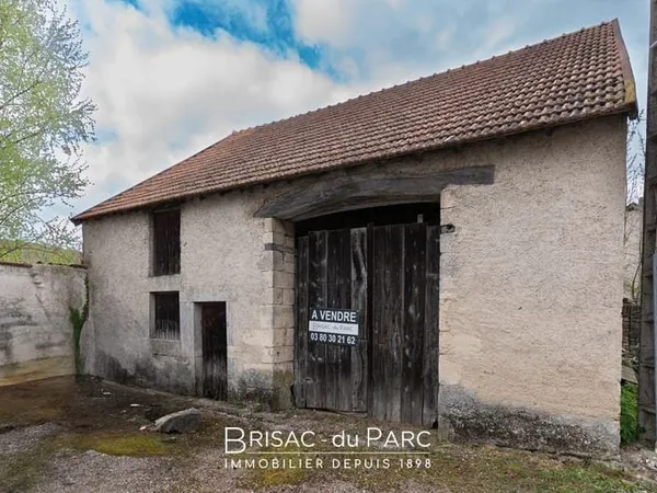 20 minutes DIJON NORD - Grange 100 m² avec cachet - Fort potentiel