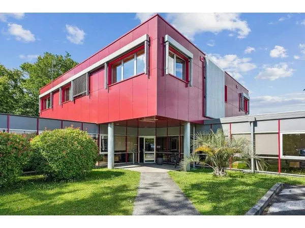 Bureaux 838 m²
