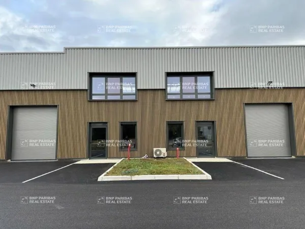 Local d'activité 231 m²