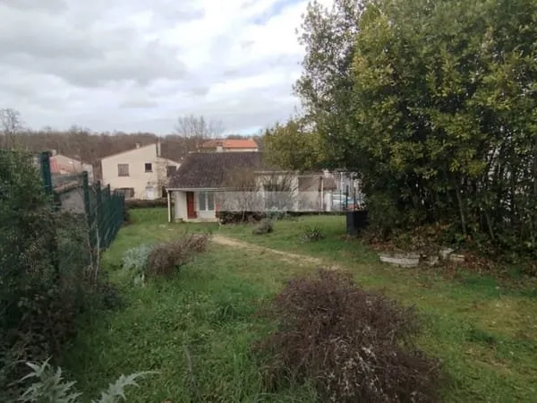 Maison Ruelle Sur Touvre 73.02 m2