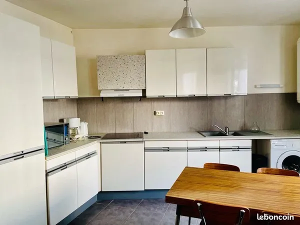 Appartement T2 40m2 situé entre la plage et le jardin des plantes