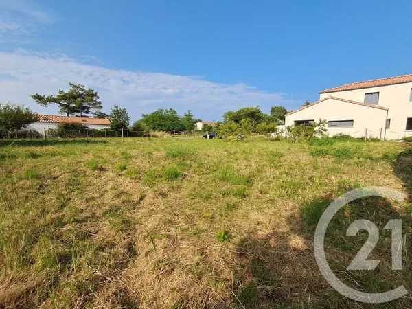 Terrain 399 m²