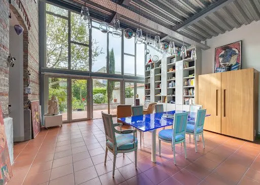 Maison 6 pièces 240 m²