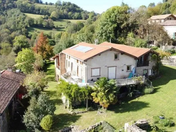 Maison de luxe 10 pièces 305 m²