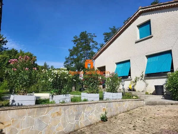 Maison 6 pièces 159 m²