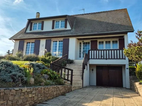 MAISON à FRENOUVILLE
