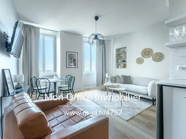 Référence : 4757-ACH - Appartement T2 meublé avec vue mer