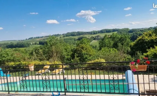 Maison piscine Bajamont