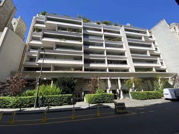 Bureaux 1460 m²