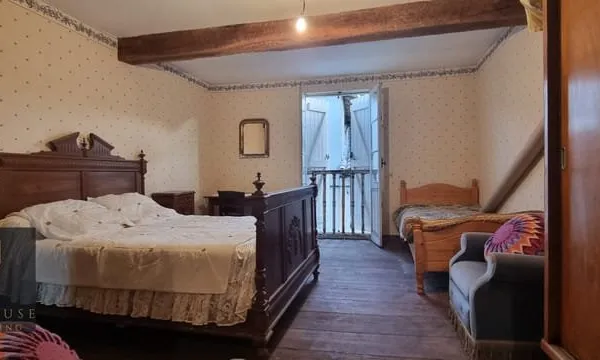 Maison de ville 110 m2 avec local commercial - professionnel